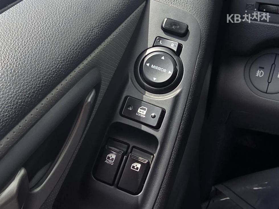 Hyundai Starex — miniaturë 17