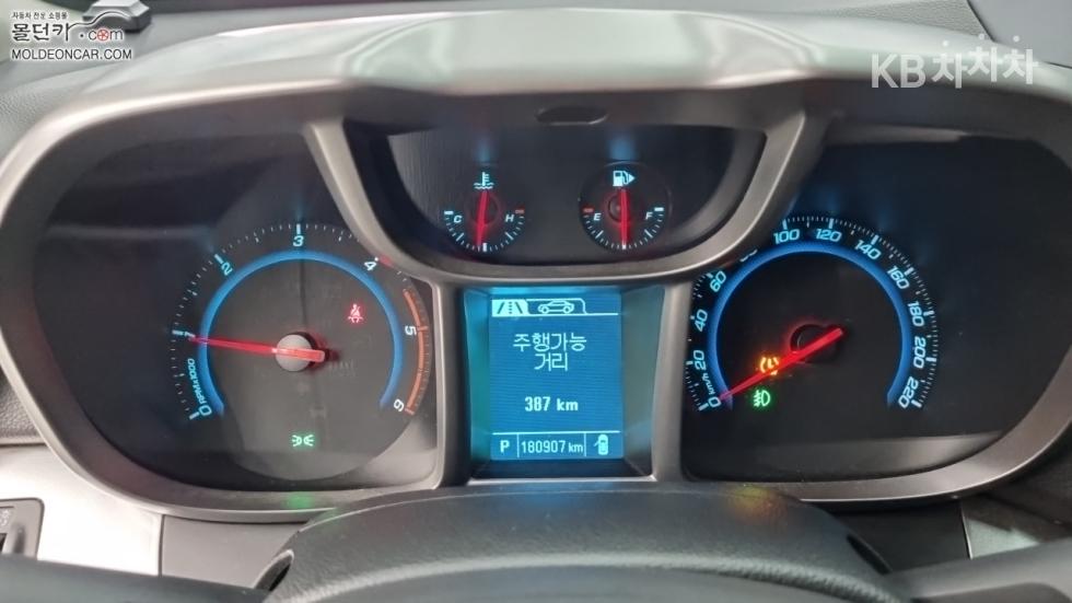 Chevrolet Orlando — miniaturë 5