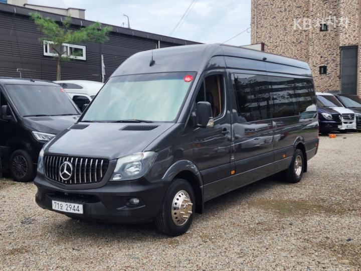 Mercedes-Benz Sprinter 3.0 디젤 롱바디 VIP — foto 1