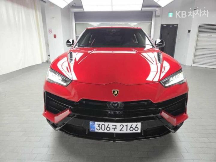 Lamborghini Urus 4.0 V8 — foto 1
