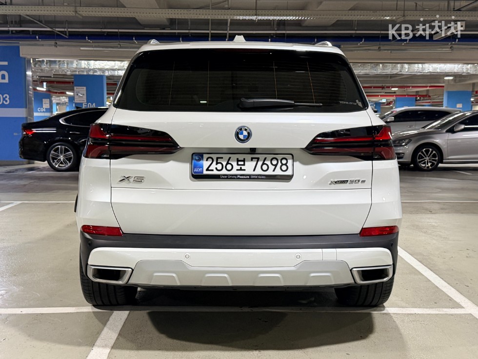 BMW X5 — miniaturë 3