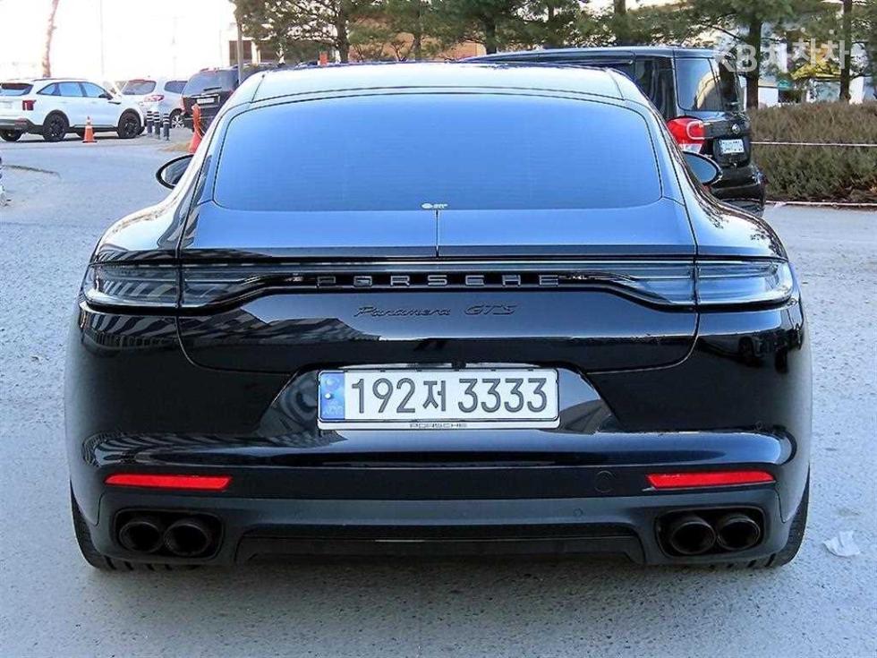 Porsche Panamera — miniaturë 4
