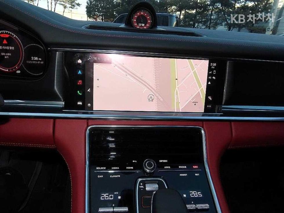 Porsche Panamera — miniaturë 13