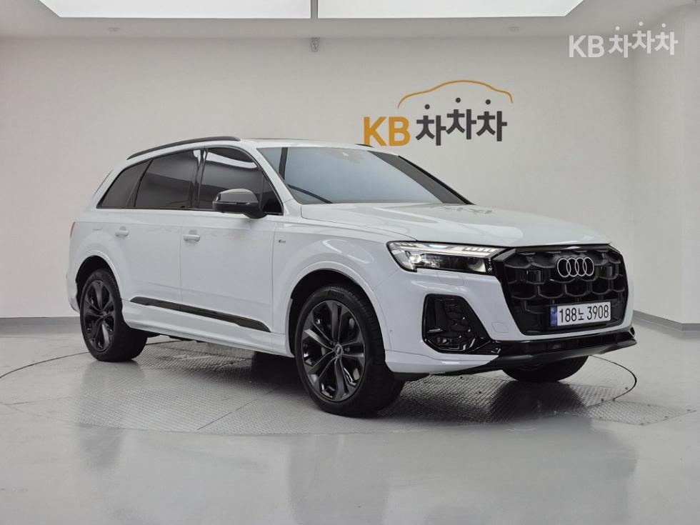 Audi Q7 — miniaturë 2