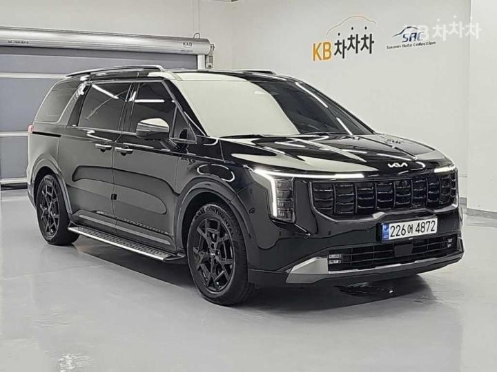 Kia Carnival — miniaturë 4