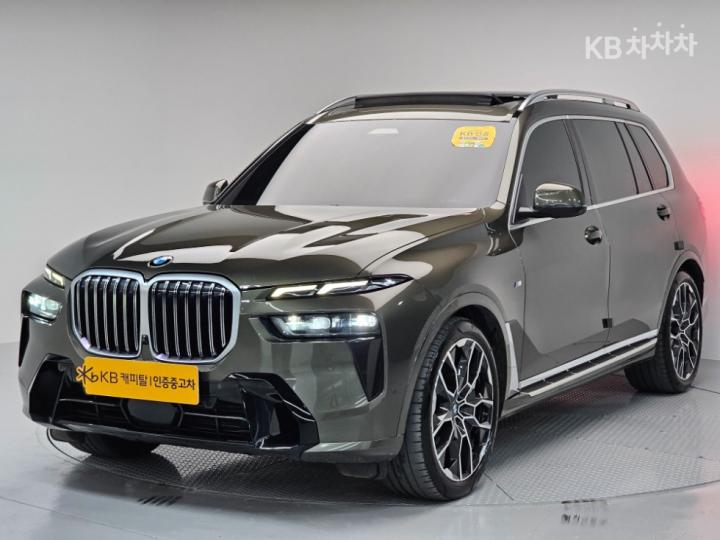 BMW X7 xDrive 40i M Sport — foto 1