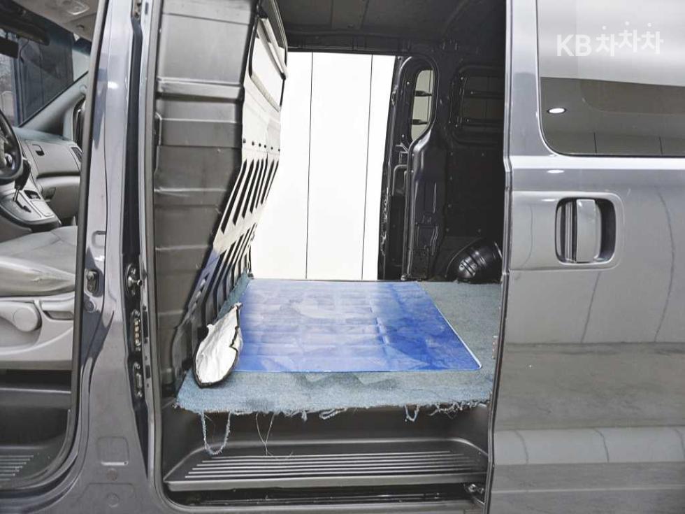 Hyundai Starex — miniaturë 7