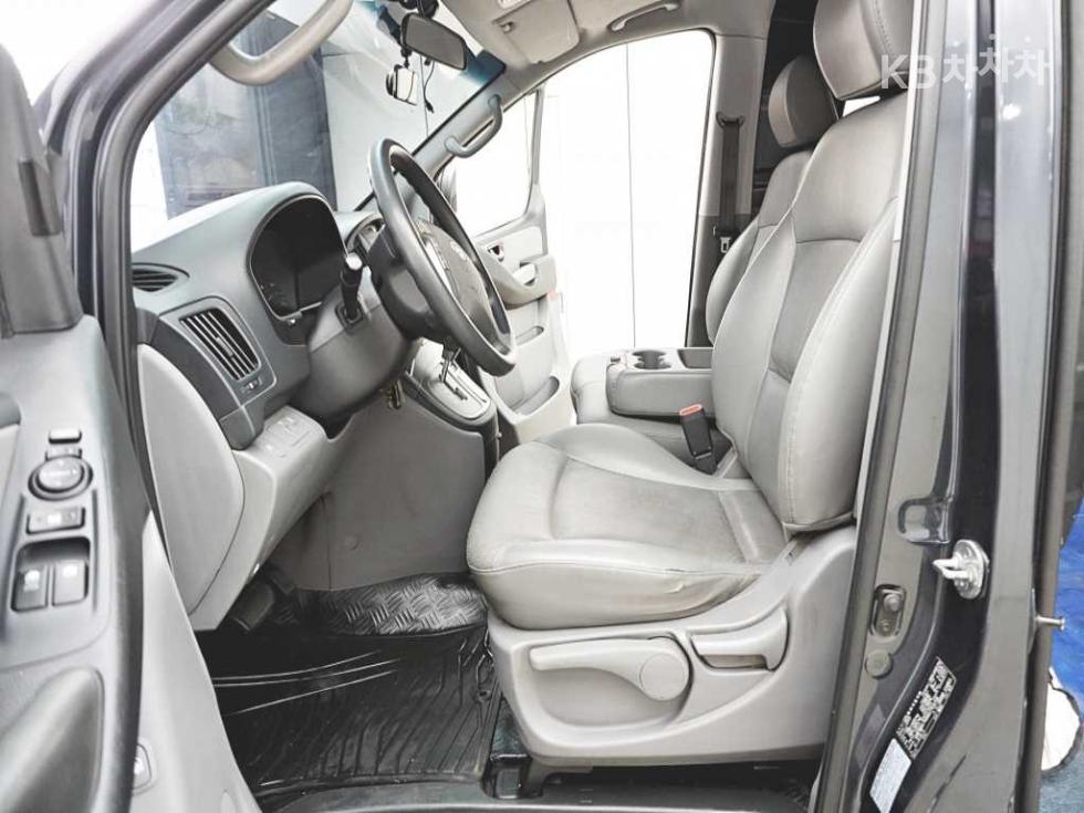 Hyundai Starex — miniaturë 8