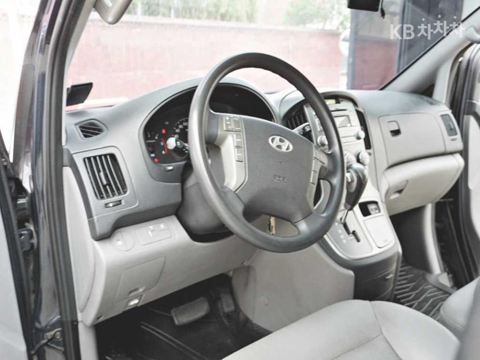 Hyundai Starex — miniaturë 9