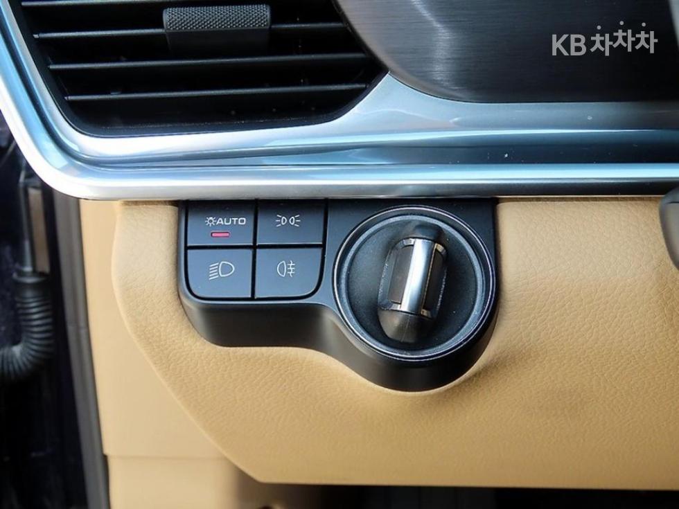 Porsche Panamera — miniaturë 11