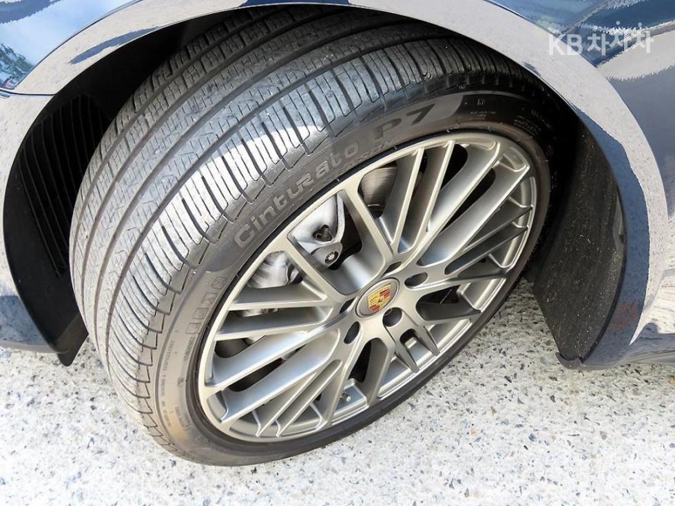 Porsche Panamera — miniaturë 20