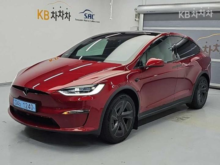 Tesla Model X AWD — foto 1