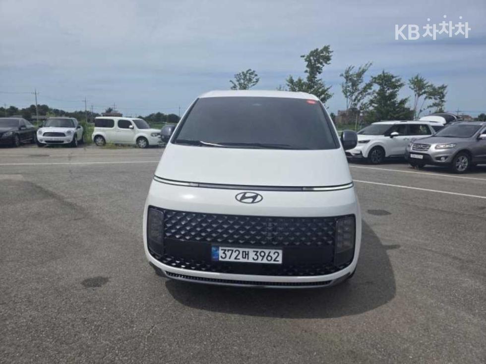 Hyundai Staria — miniaturë 2