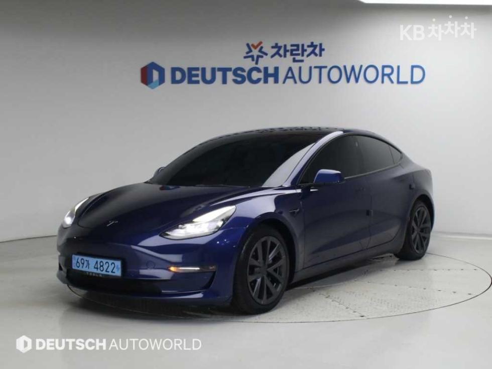 تيسلا Model 3
