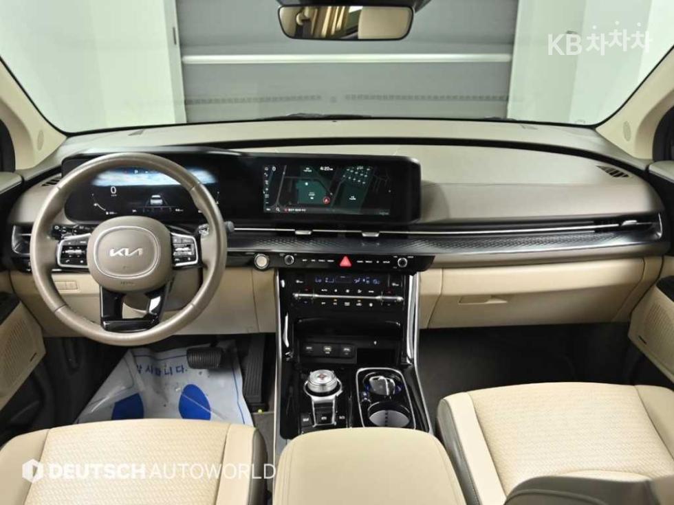 Kia Carnival — miniaturë 7