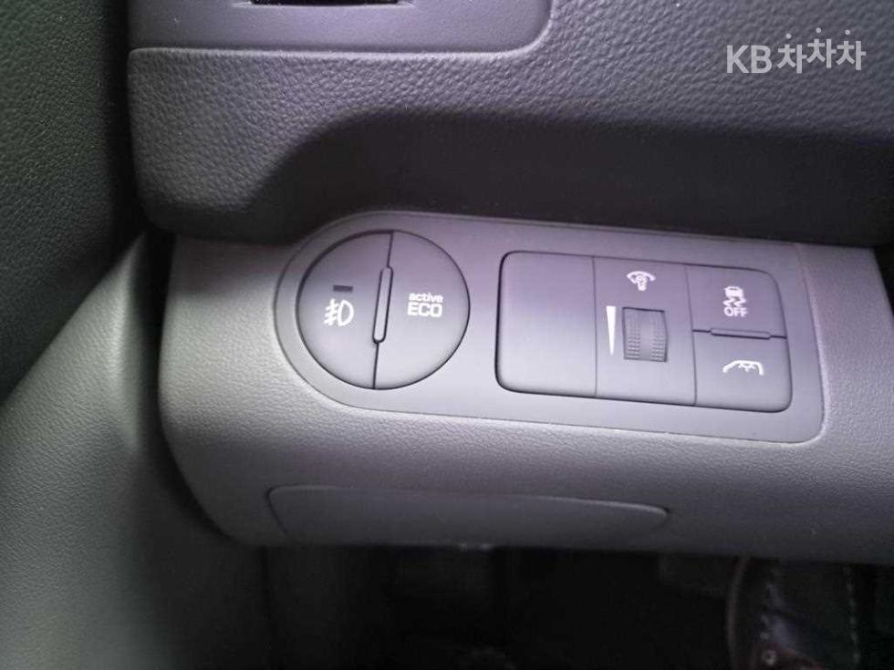 Hyundai Starex — miniaturë 12