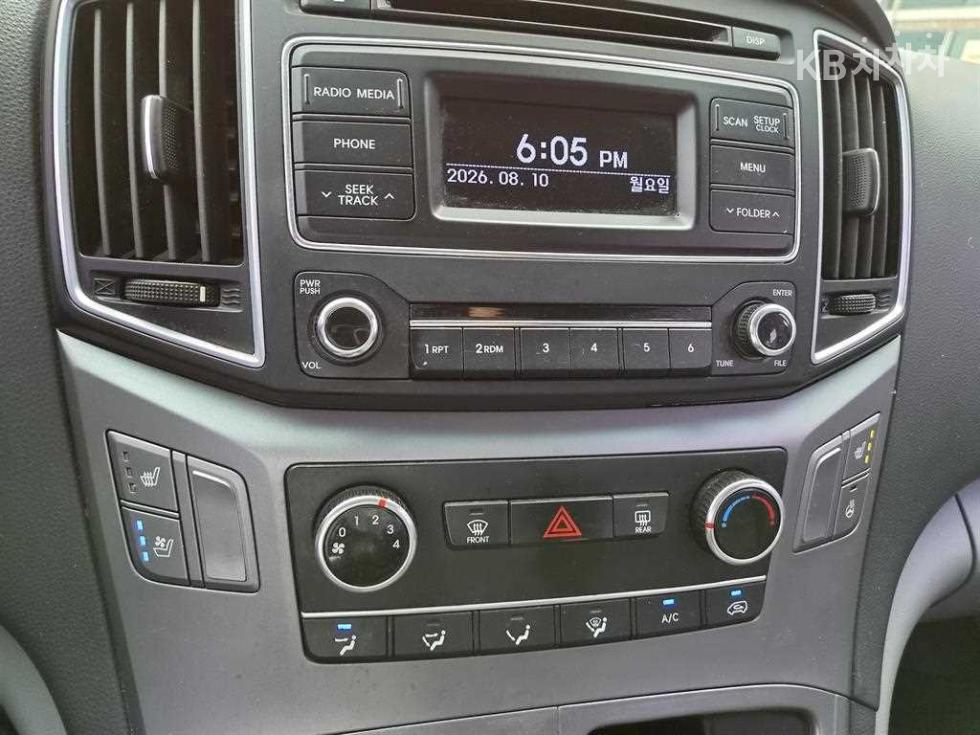 Hyundai Starex — miniaturë 13