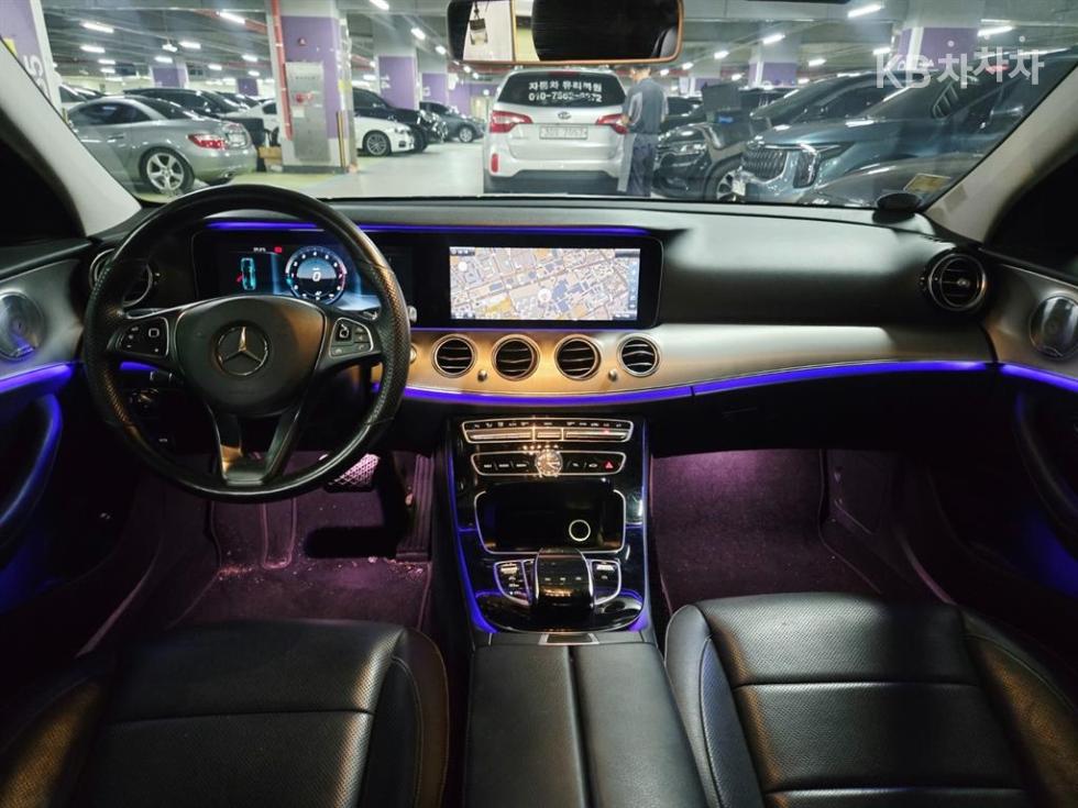 Mercedes-Benz E-klasse — miniaturë 7