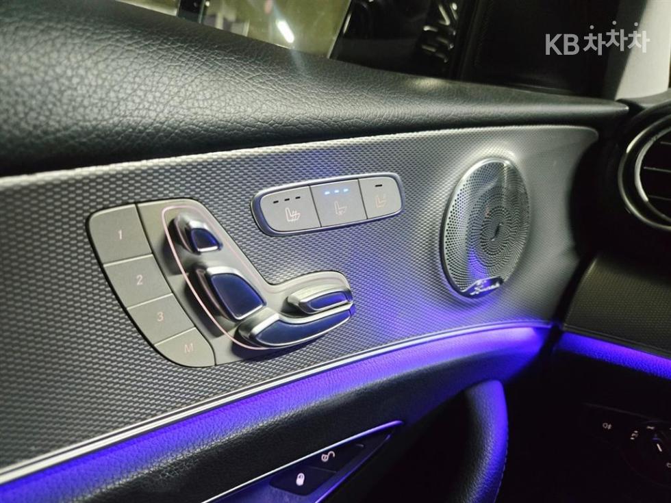 Mercedes-Benz E-klasse — miniaturë 17