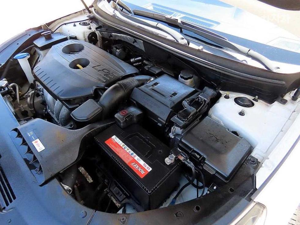 Hyundai Sonata — miniaturë 18