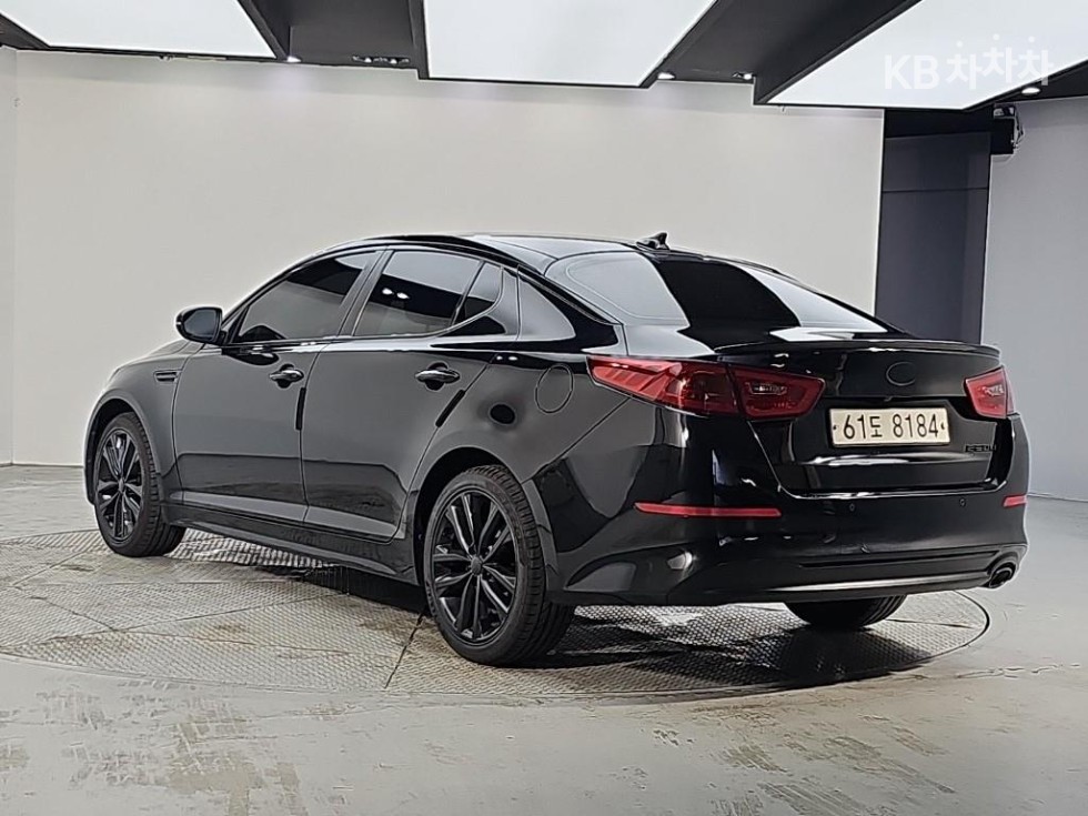 Kia K5 — miniaturë 3