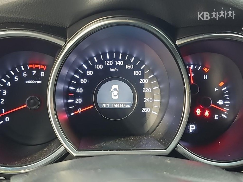 Kia K5 — miniaturë 7