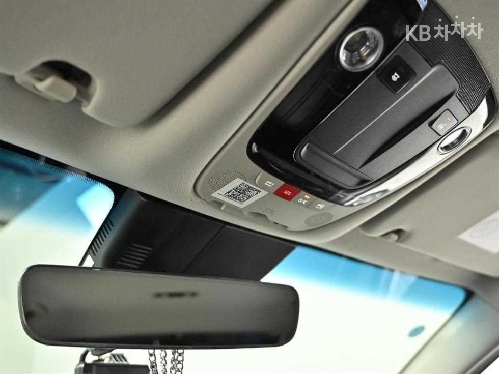 Kia K8 — miniaturë 18