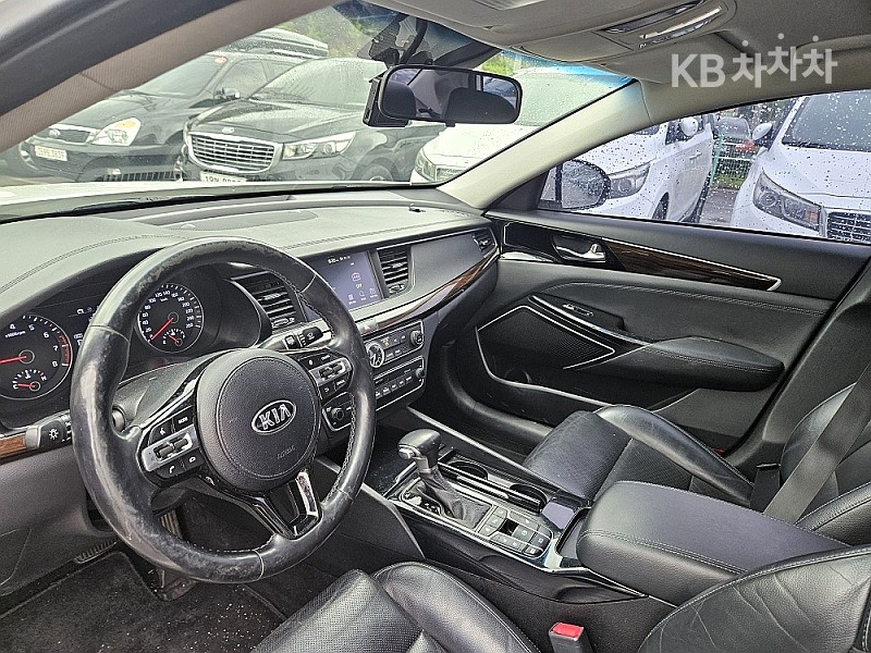 Kia K7 — miniaturë 11