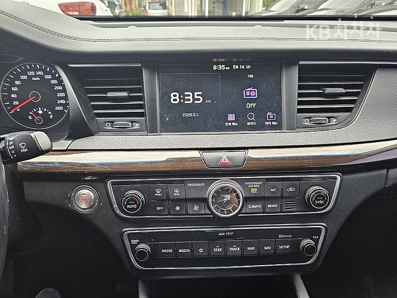 Kia K7 — miniaturë 8