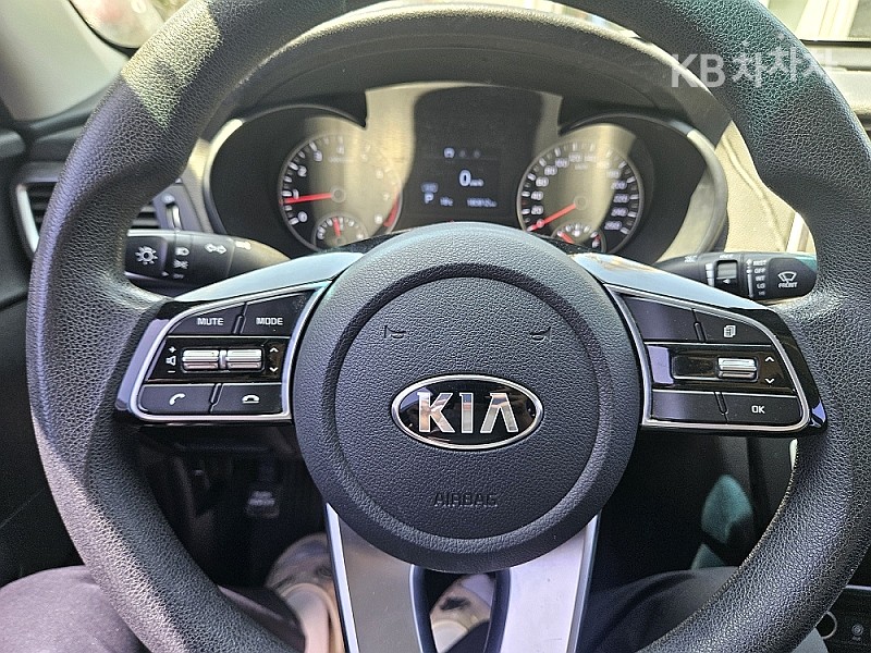 Kia K5 — miniaturë 10