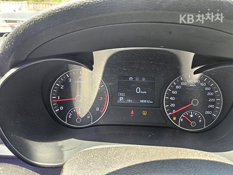 Kia K5 — miniaturë 5