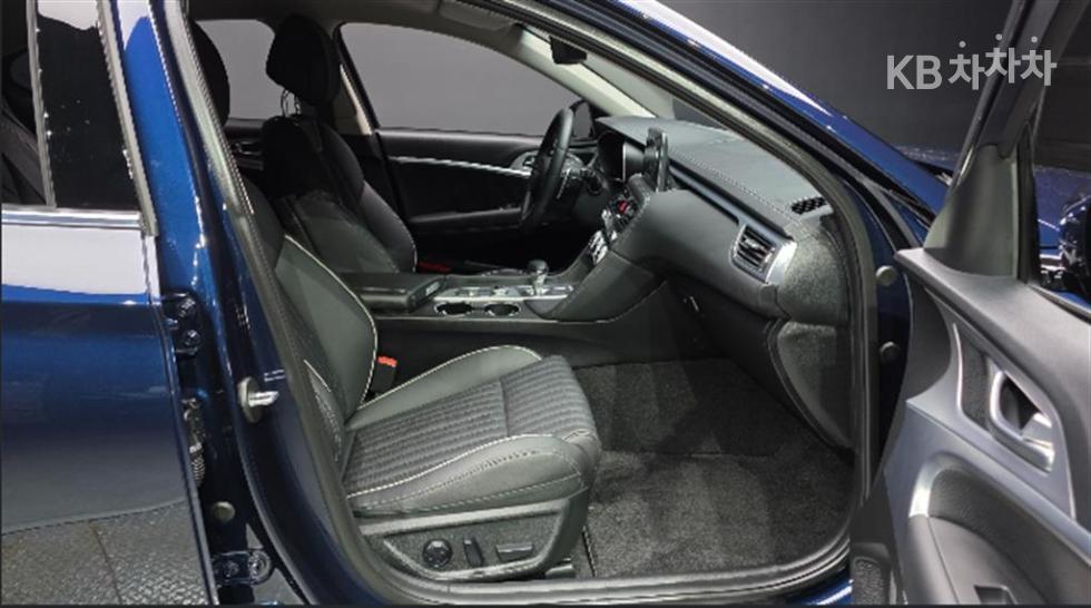 Genesis G70 — miniaturë 17