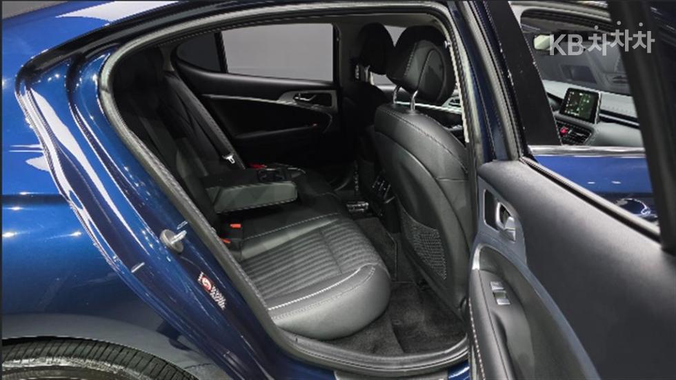 Genesis G70 — miniaturë 18