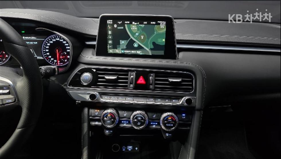 Genesis G70 — miniaturë 20