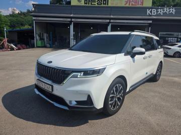 Kia Carnival d2.2 9  seats  noblesse — foto 1