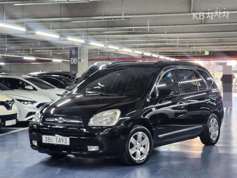 Kia Carens — miniaturë 2