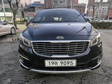 Kia Carnival 9인승 2.2 디젤 프레스티지 — foto 1