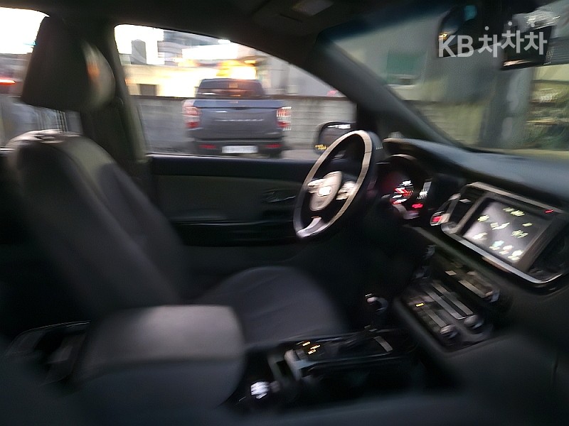 Kia Carnival — miniaturë 11