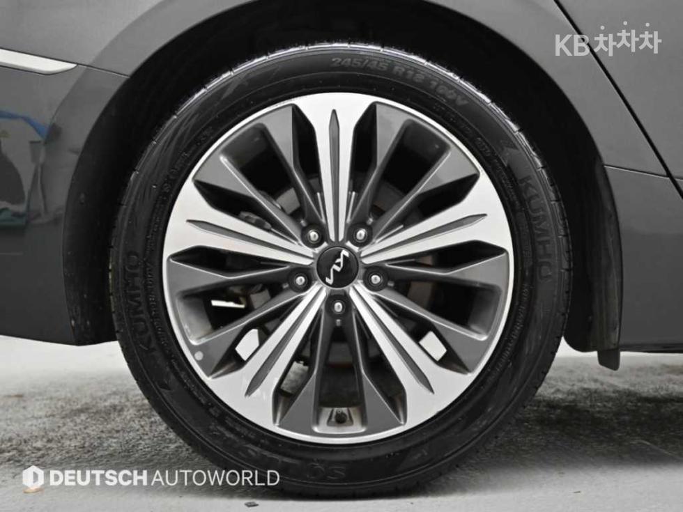 Kia K8 — miniaturë 5