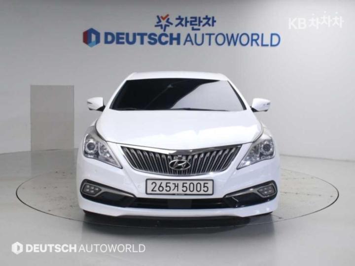 Hyundai Grandeur HG240 스페셜 — foto 1
