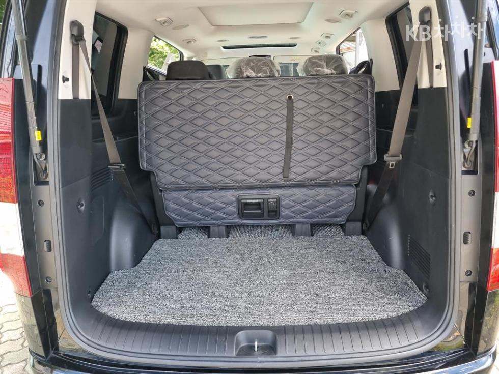 Hyundai Staria — miniaturë 14
