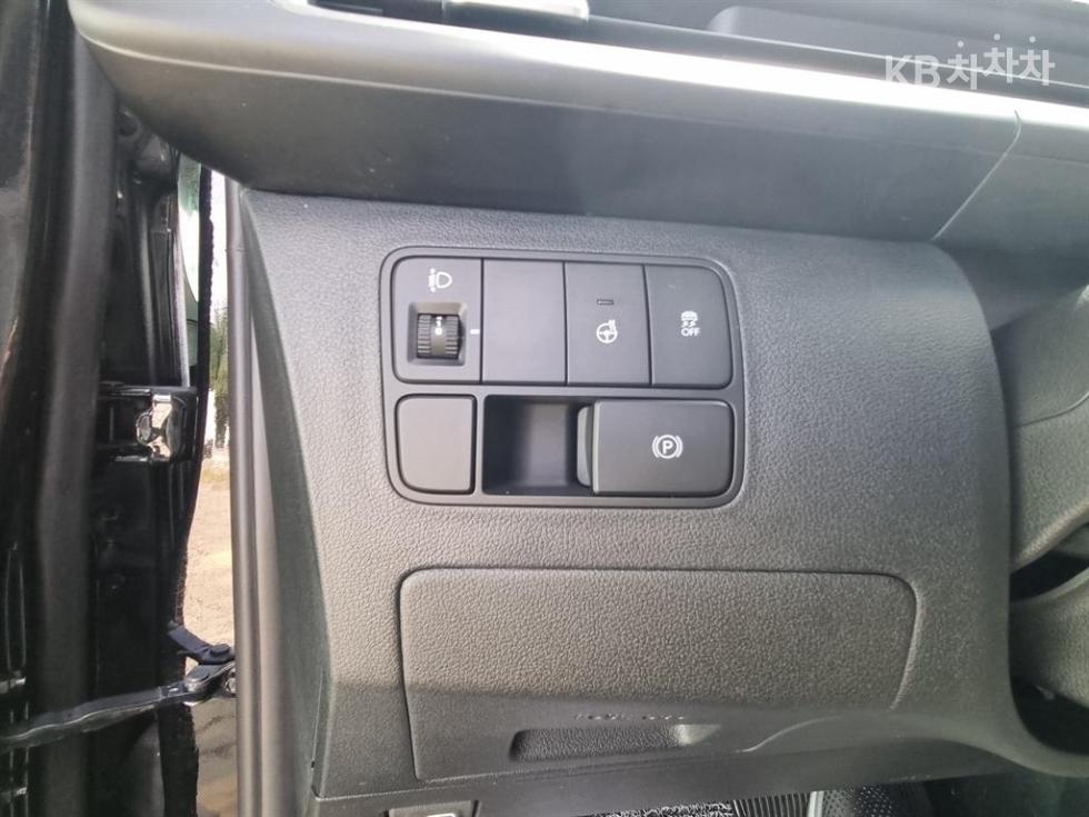Hyundai Staria — miniaturë 16