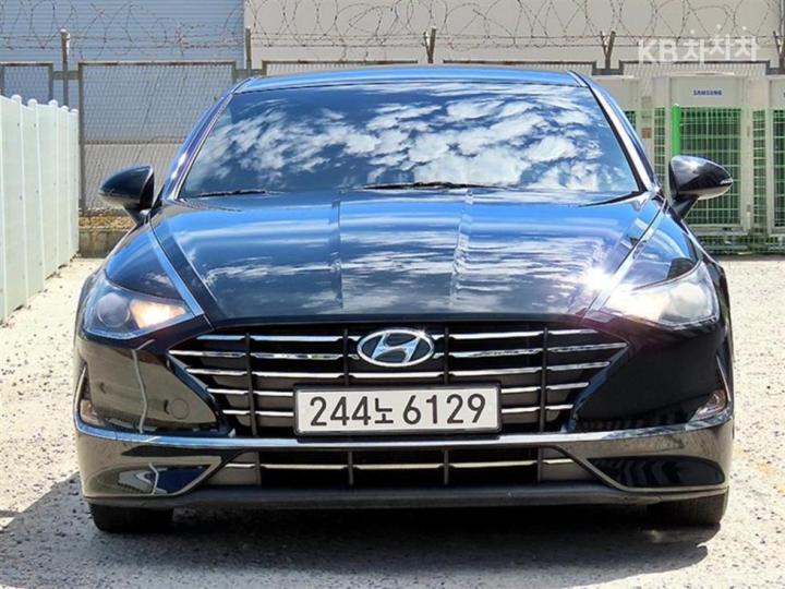Hyundai Sonata 2.0 LPG 렌터카 스타일 — foto 1
