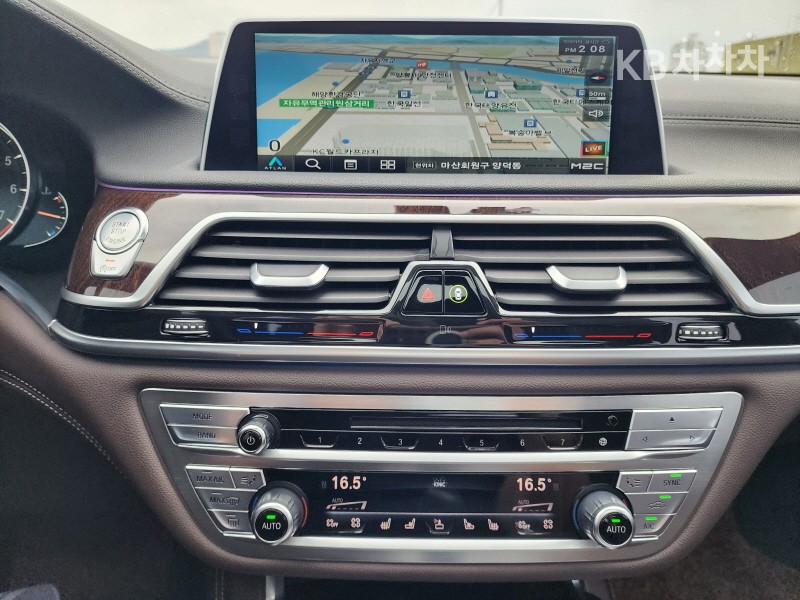 BMW 7er — miniaturë 12