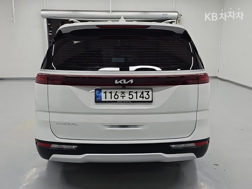 Kia Carnival — miniaturë 3