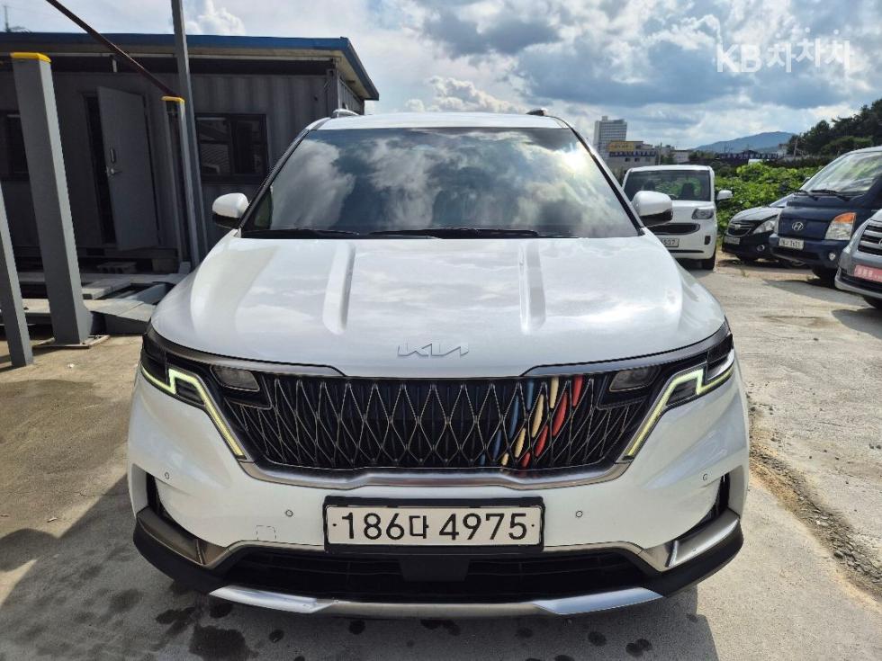 Kia Carnival — miniaturë 2