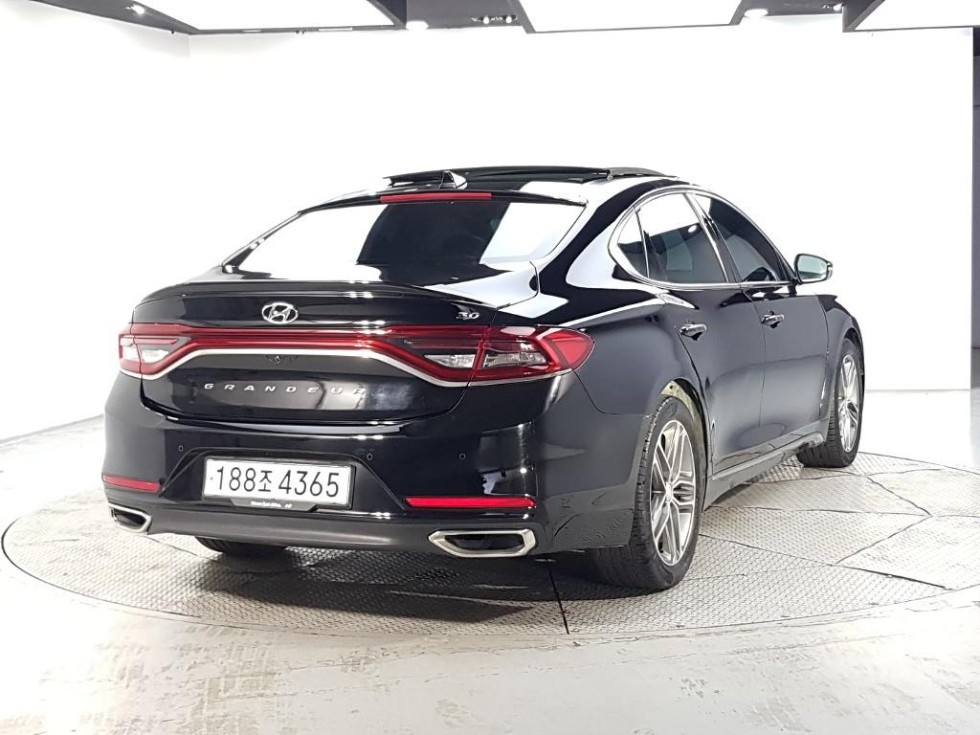 Hyundai Grandeur — miniaturë 4