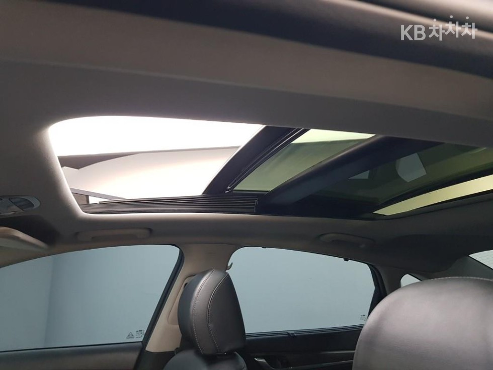 Hyundai Grandeur — miniaturë 13
