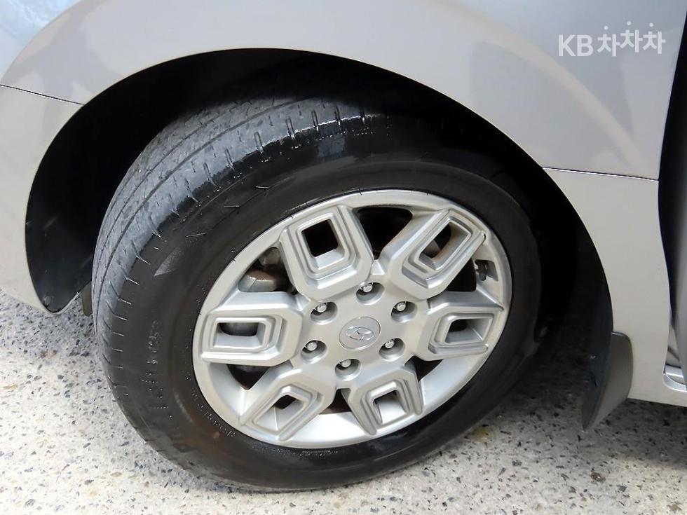 Hyundai Staria — miniaturë 20