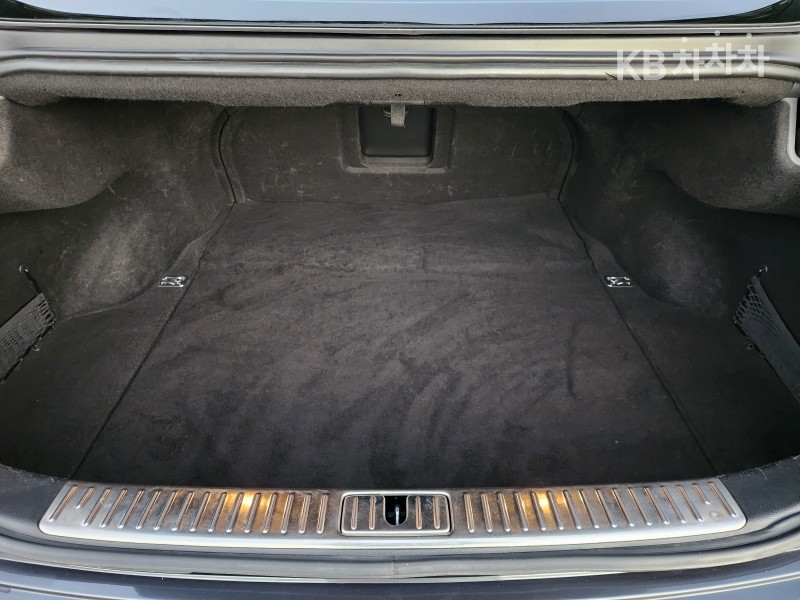 Kia K9 — miniaturë 19